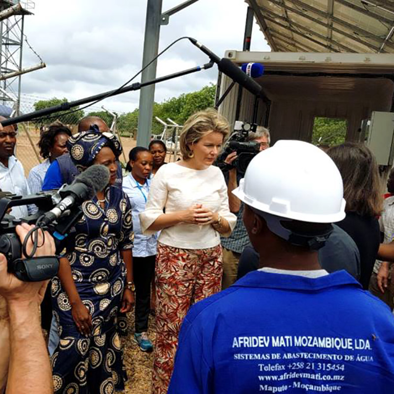 Royal visit of PV-BWRO OSMOSUN® solar desalination units in Mozambique
